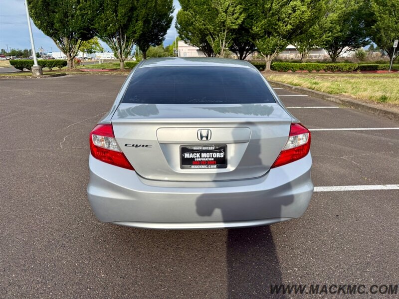 2012 Honda Civic LX Low Miles 2-Owner 39-MPG   - Photo 9 - Hillsboro, OR 97123