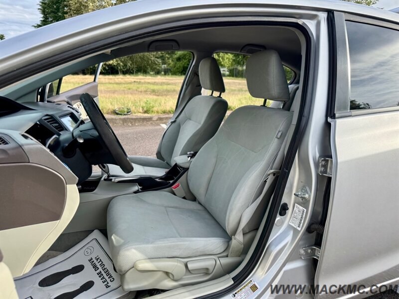 2012 Honda Civic LX Low Miles 2-Owner 39-MPG   - Photo 16 - Hillsboro, OR 97123
