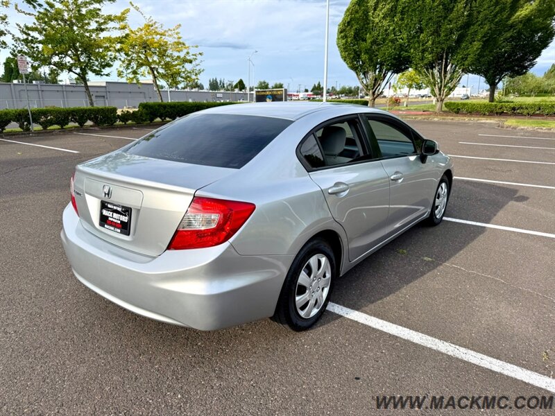 2012 Honda Civic LX Low Miles 2-Owner 39-MPG   - Photo 8 - Hillsboro, OR 97123