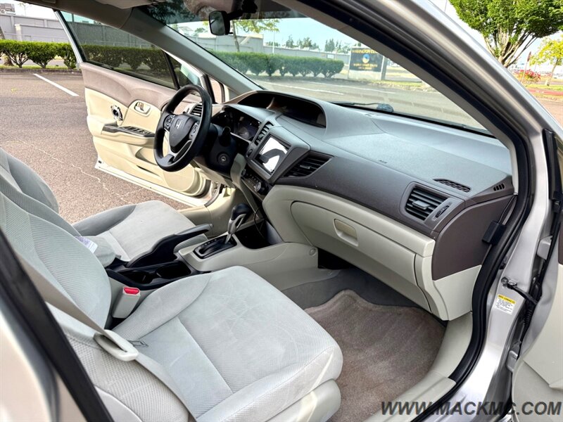 2012 Honda Civic LX Low Miles 2-Owner 39-MPG   - Photo 2 - Hillsboro, OR 97123