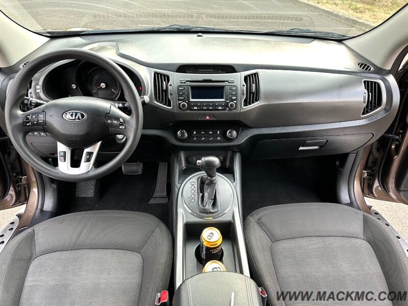 2013 Kia Sportage LX   - Photo 2 - Hillsboro, OR 97123