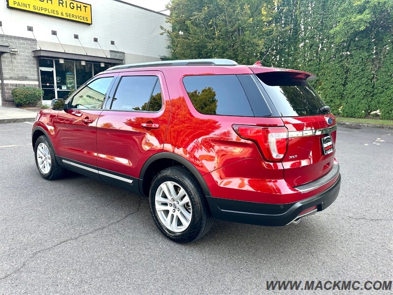 2018 Ford Explorer XLT   - Photo 9 - Hillsboro, OR 97123