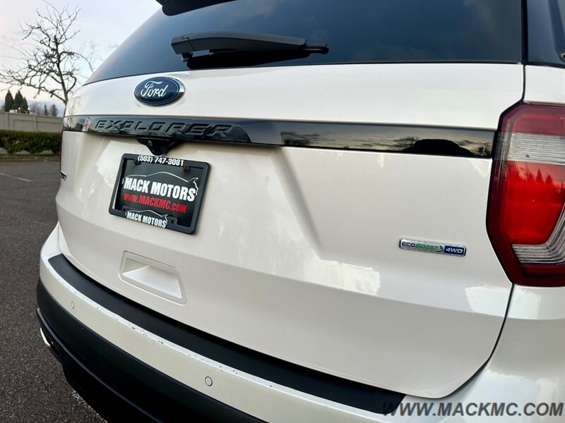 2017 Ford Explorer Sport Loaded Dual Pano Roof Low Miles 3rd Row   - Photo 29 - Hillsboro, OR 97123