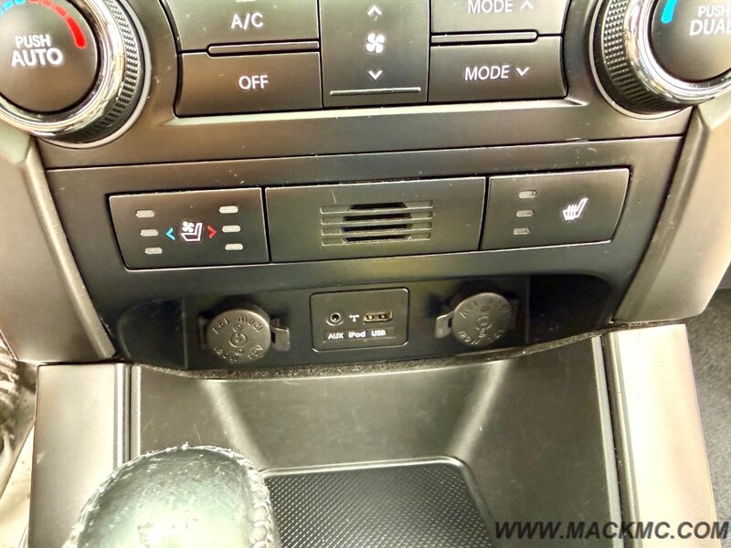 2013 Kia Sorento SX 3rd Row Laoed Leather Moonroof Back Up Cam - Photo 17 - Hillsboro, OR 97123
