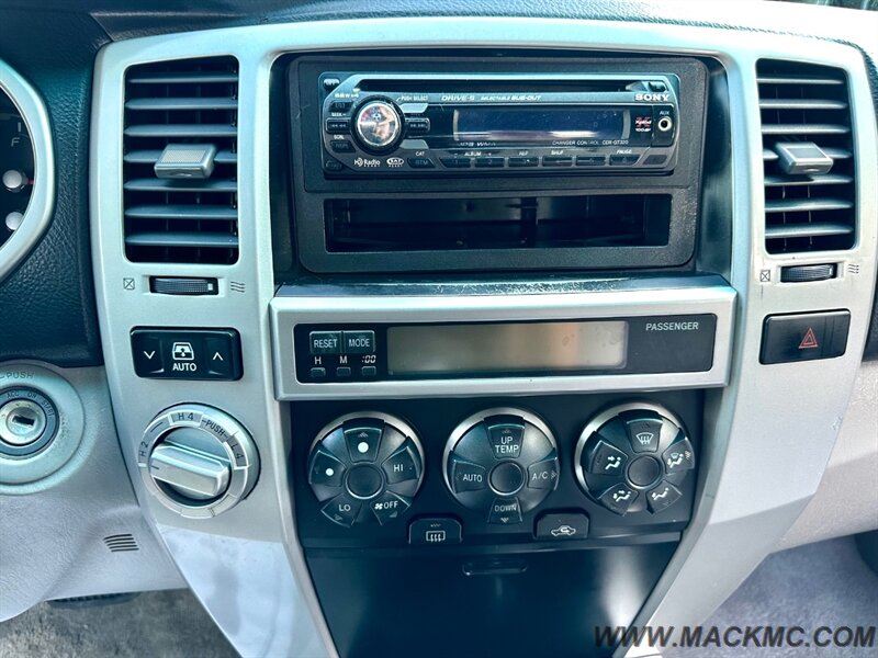2004 Toyota 4Runner SR5 4X4 Premium wheels MT'S 4.0 V6 - Photo 18 - Hillsboro, OR 97123
