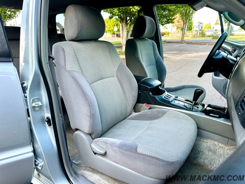 2004 Toyota 4Runner SR5 4X4 Premium wheels MT'S 4.0 V6 - Photo 12 - Hillsboro, OR 97123
