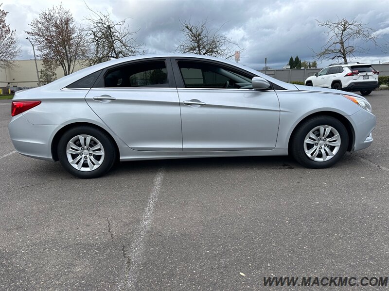 2011 Hyundai SONATA GLS   - Photo 7 - Hillsboro, OR 97123