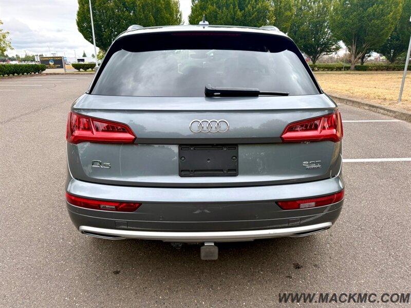 2018 Audi Q5 2.0T quattro Premium Loaded Pano Roof Back Up Cam - Photo 8 - Hillsboro, OR 97123