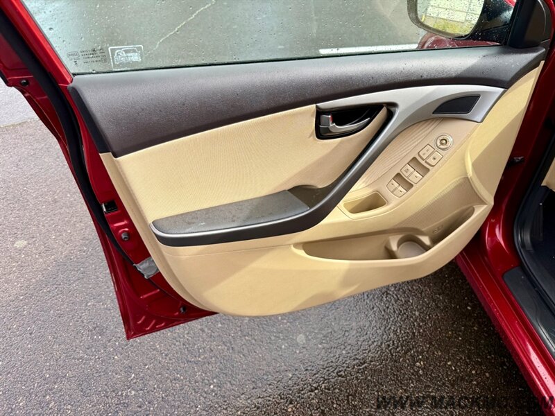 2013 Hyundai ELANTRA GLS 63K Low Miles Automatic   - Photo 22 - Hillsboro, OR 97123