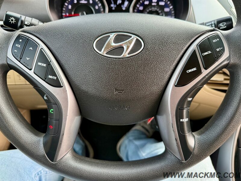 2013 Hyundai ELANTRA GLS 63K Low Miles Automatic   - Photo 15 - Hillsboro, OR 97123