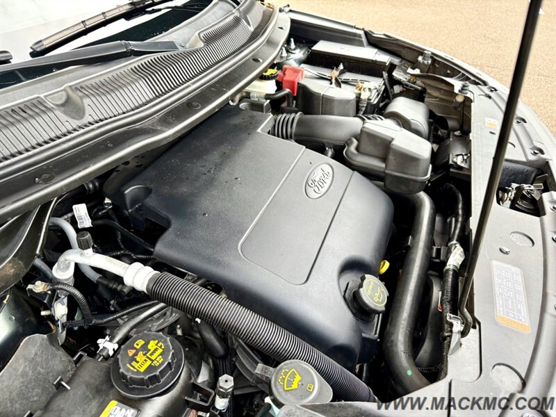 2016 Ford Explorer XLT Loaded Leather Back Up Camera New Tires AWD   - Photo 25 - Hillsboro, OR 97123