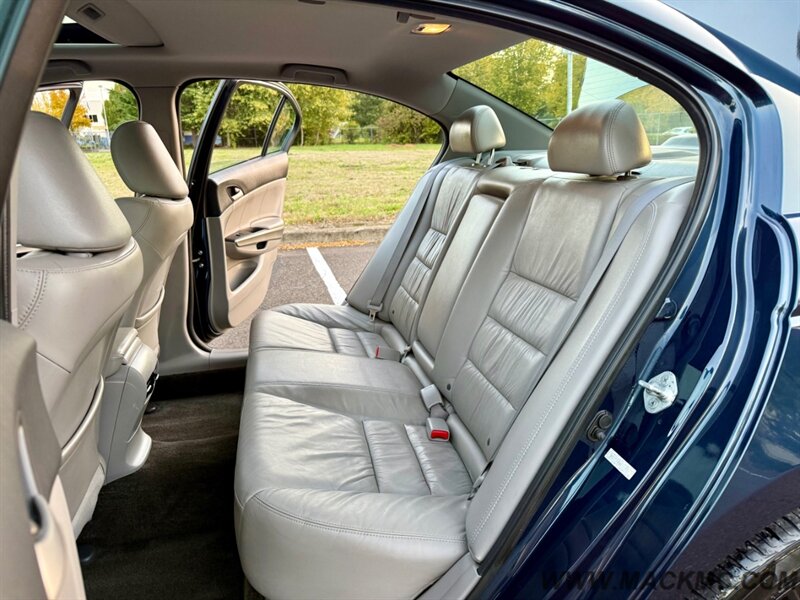 2010 Honda Accord EX-L V6 Leather Heated Seats Moonroof Prem Wheels - Photo 18 - Hillsboro, OR 97123
