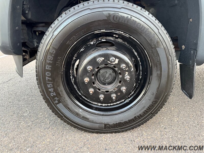 2012 Ford F-550 Super Duty Flat Bed 4x4 6.8L V10 - Photo 26 - Hillsboro, OR 97123