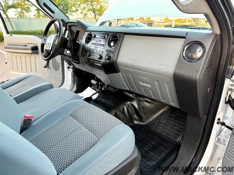 2012 Ford F-550 Super Duty Flat Bed 4x4 6.8L V10 - Photo 2 - Hillsboro, OR 97123