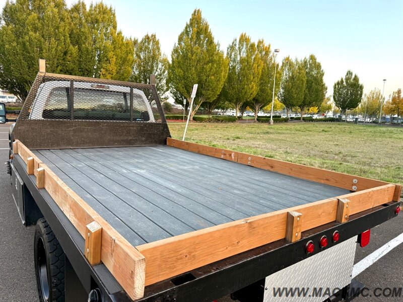2012 Ford F-550 Super Duty Flat Bed 4x4 6.8L V10 - Photo 11 - Hillsboro, OR 97123