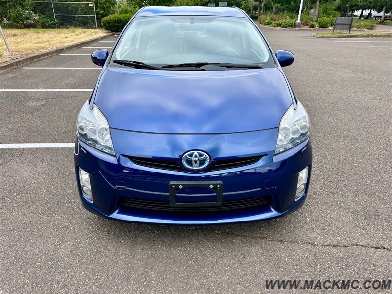 2011 Toyota Prius Five 76K Low  Miles Leather backUp camera   - Photo 3 - Hillsboro, OR 97123