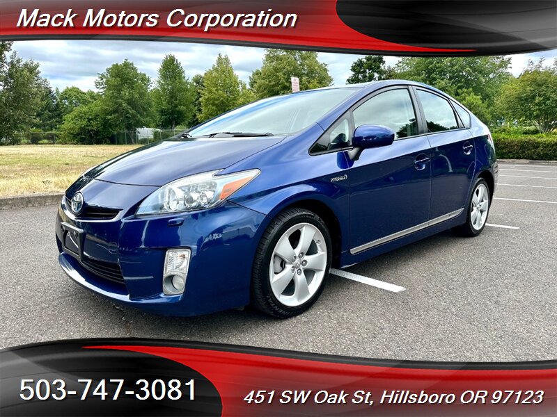 2011 Toyota Prius Five 76K Low  Miles Leather backUp camera   - Photo 1 - Hillsboro, OR 97123