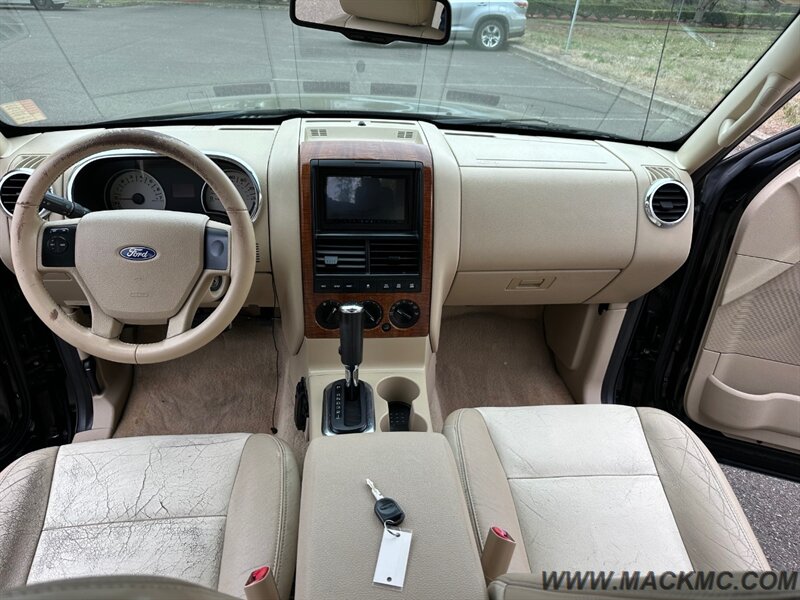 2006 Ford Explorer Eddie Bauer   - Photo 2 - Hillsboro, OR 97123