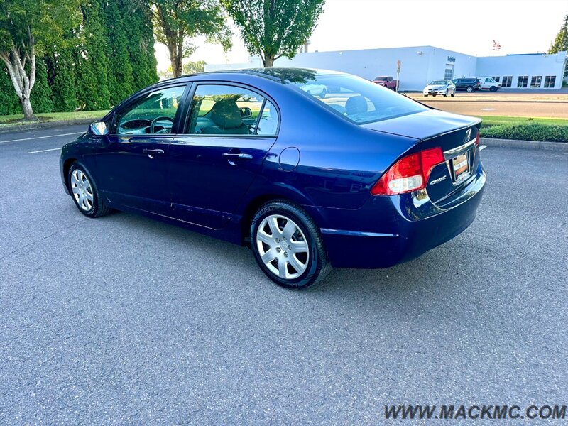 2010 Honda Civic LX   - Photo 10 - Hillsboro, OR 97123