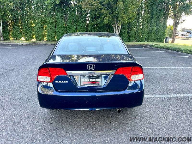 2010 Honda Civic LX   - Photo 9 - Hillsboro, OR 97123