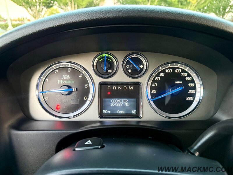 2011 Cadillac Escalade Hybrid - Photo 13 - Hillsboro, OR 97123