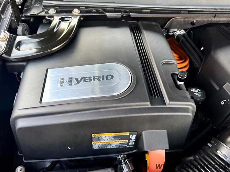 2011 Cadillac Escalade Hybrid - Photo 27 - Hillsboro, OR 97123