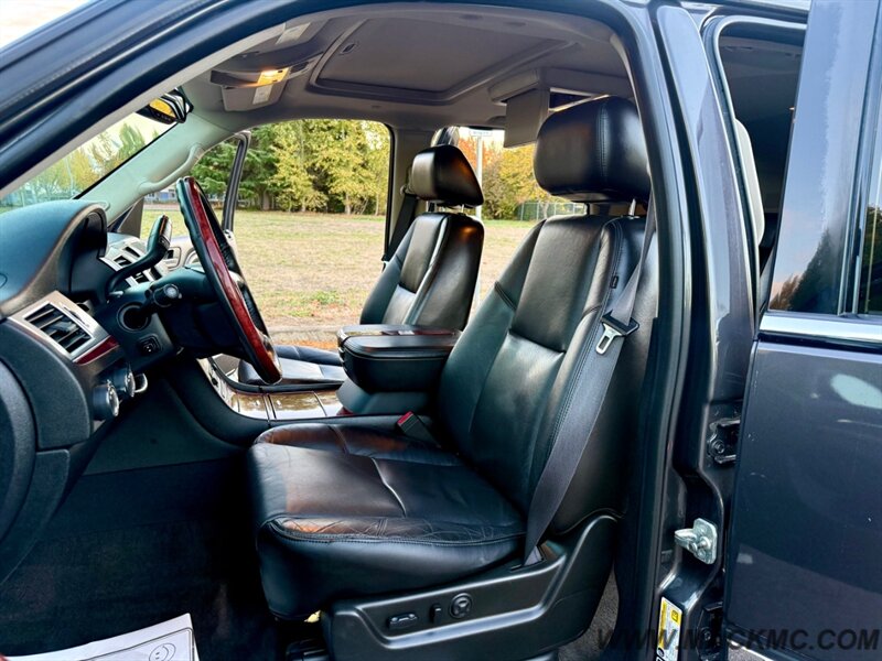 2011 Cadillac Escalade Hybrid - Photo 17 - Hillsboro, OR 97123