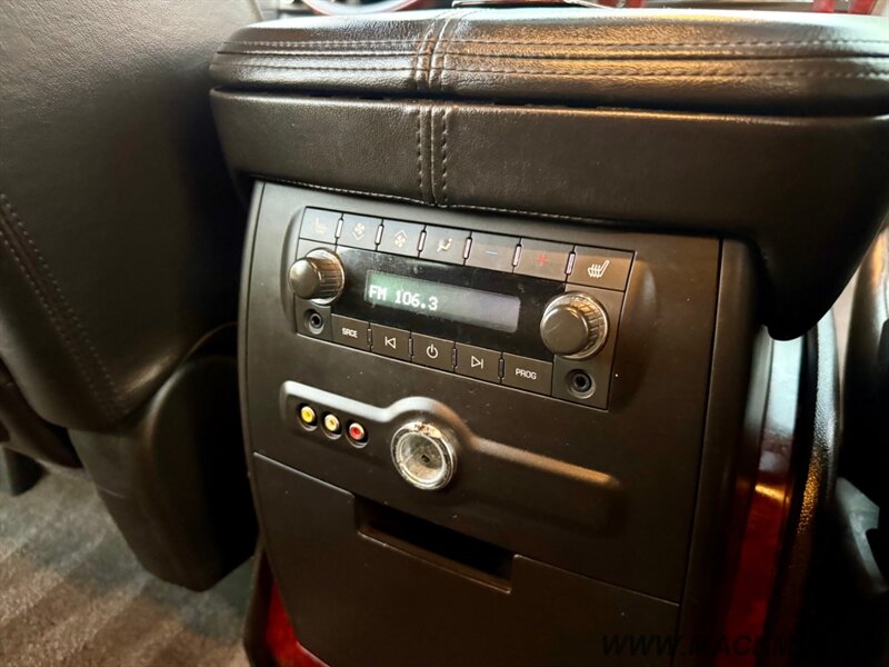 2011 Cadillac Escalade Hybrid - Photo 24 - Hillsboro, OR 97123
