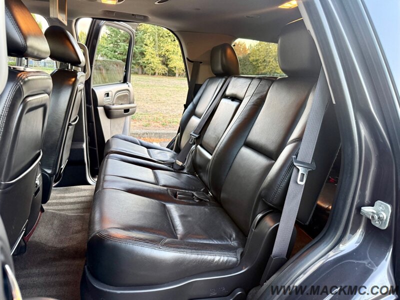 2011 Cadillac Escalade Hybrid - Photo 21 - Hillsboro, OR 97123