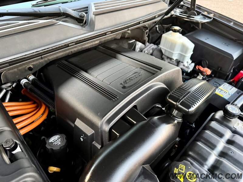 2011 Cadillac Escalade Hybrid - Photo 25 - Hillsboro, OR 97123