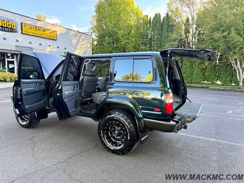 1993 Toyota Land Cruiser Lifted 3Rd Row Leather Back Up Camera - Photo 43 - Hillsboro, OR 97123