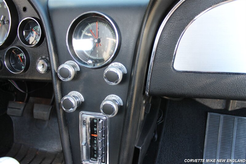 1967 Chevrolet Corvette 121