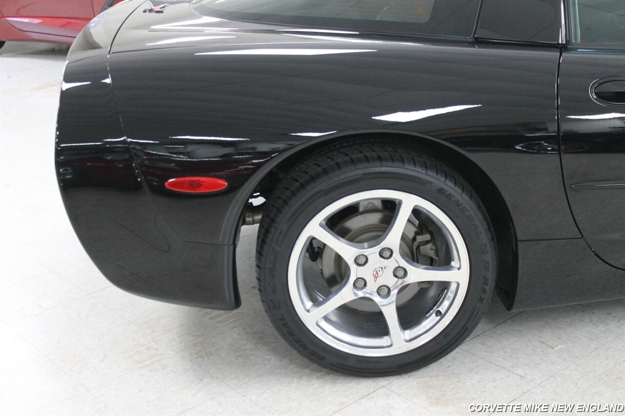 2001 Chevrolet Corvette - Photo 22 - Carver, MA 02330