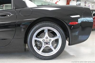 2001 Chevrolet Corvette - Photo 19 - Carver, MA 02330