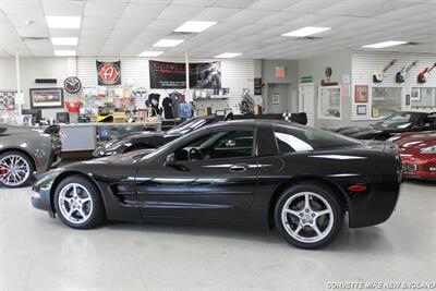 2001 Chevrolet Corvette - Photo 5 - Carver, MA 02330