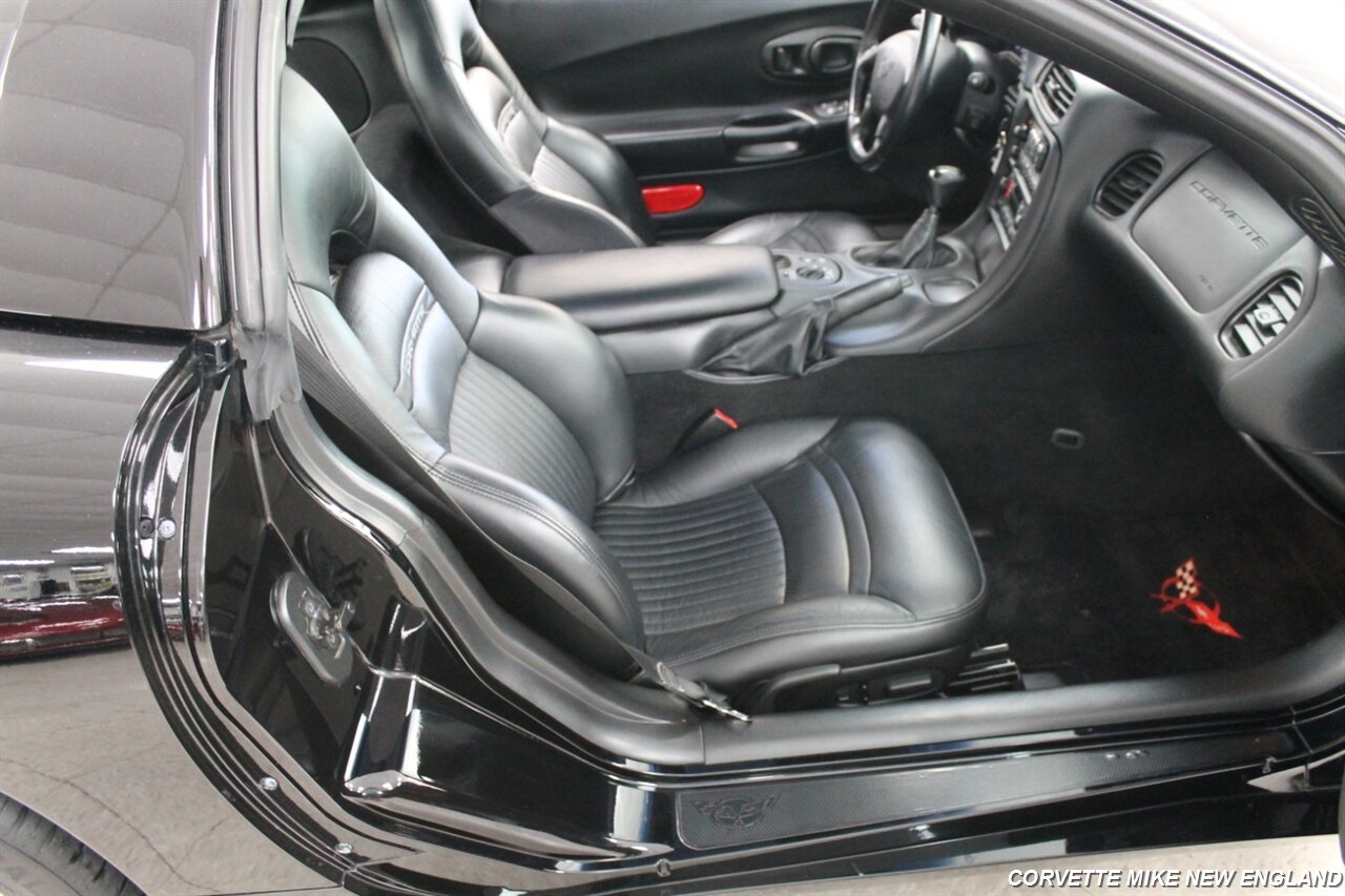 2001 Chevrolet Corvette - Photo 32 - Carver, MA 02330