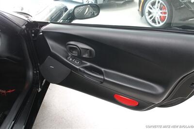 2001 Chevrolet Corvette - Photo 34 - Carver, MA 02330