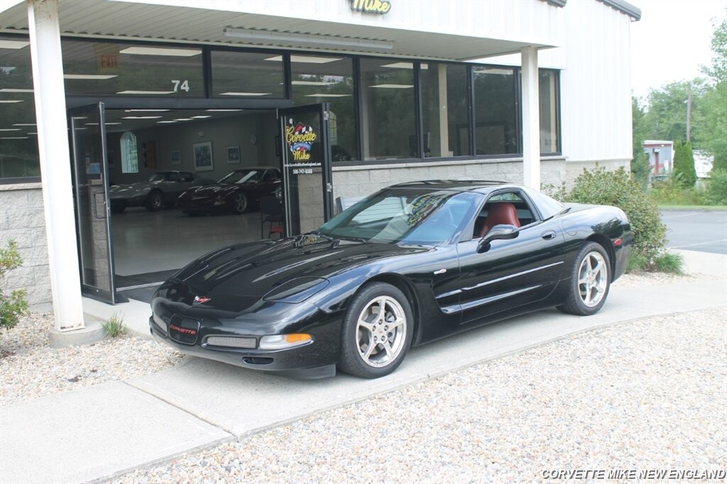 1998 Chevrolet Corvette Coupe - Photo 2 - Carver, MA 02330