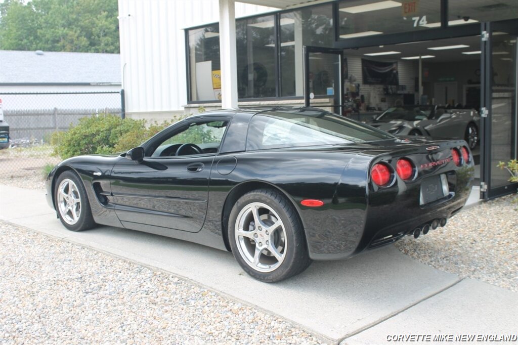 1998 Chevrolet Corvette Coupe - Photo 3 - Carver, MA 02330