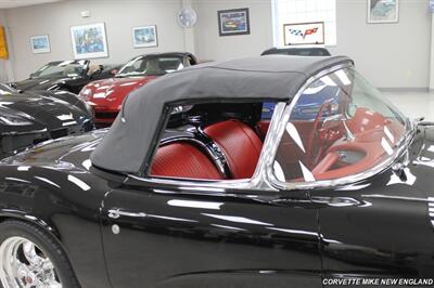 1962 Chevrolet Corvette Convertible   - Photo 57 - Carver, MA 02330