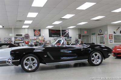1962 Chevrolet Corvette Convertible   - Photo 3 - Carver, MA 02330