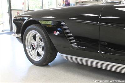 1962 Chevrolet Corvette Convertible   - Photo 19 - Carver, MA 02330