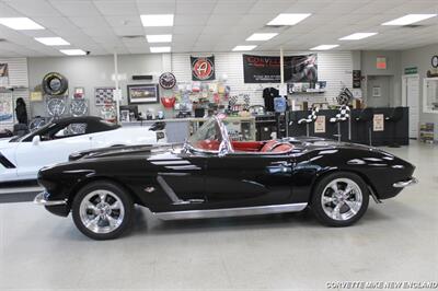 1962 Chevrolet Corvette Convertible   - Photo 8 - Carver, MA 02330