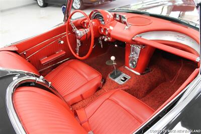 1962 Chevrolet Corvette Convertible   - Photo 31 - Carver, MA 02330