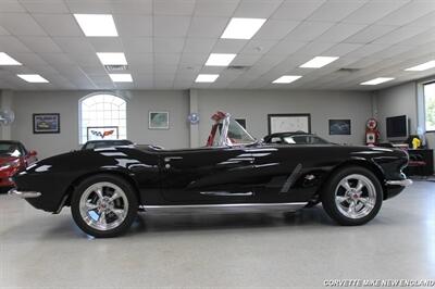 1962 Chevrolet Corvette Convertible   - Photo 11 - Carver, MA 02330