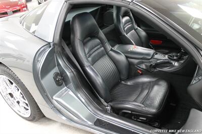 2003 Chevrolet Corvette   - Photo 12 - Carver, MA 02330