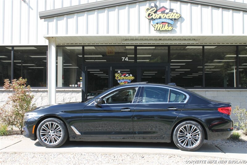 2017 BMW 5 Series 9