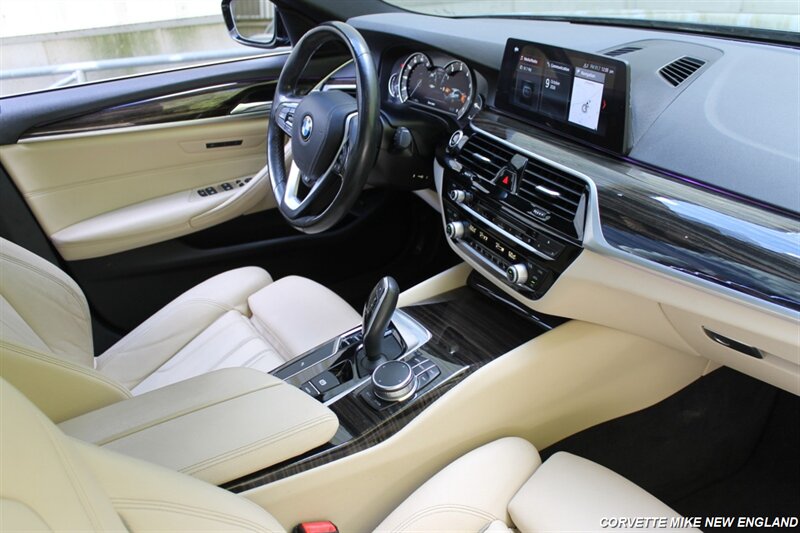 2017 BMW 5 Series 89