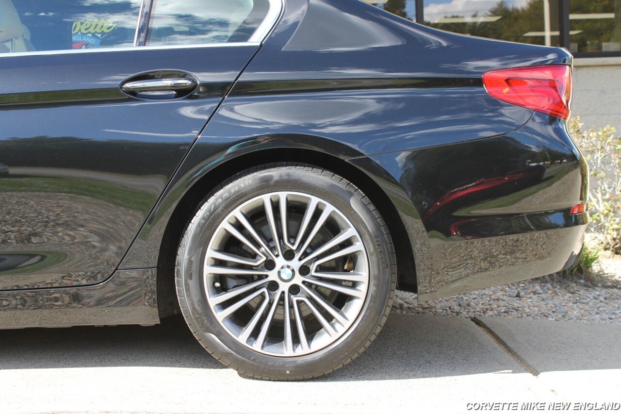 2017 BMW 530i xDrive - Photo 15 - Carver, MA 02330
