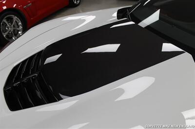 2016 Chevrolet Corvette Z06  Convertible - Photo 11 - Carver, MA 02330
